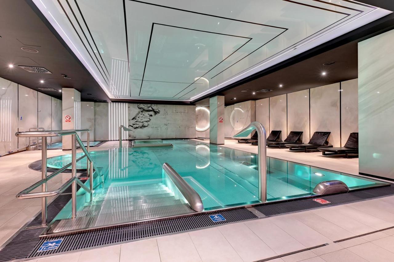 Deo Plaza Basen & Sauna By Grand Apartments Gdansk Bagian luar foto